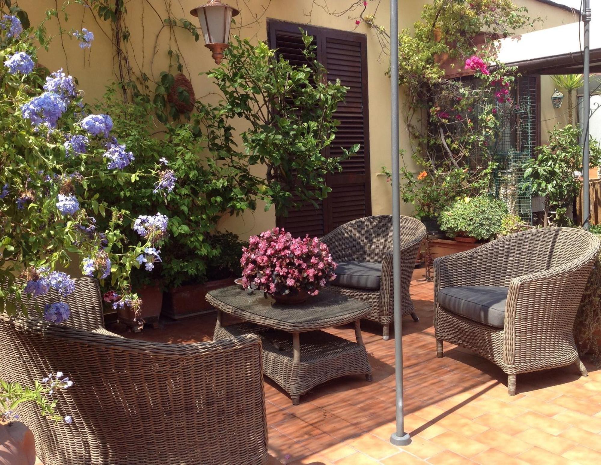 Terrazza Duomo Bed & Breakfast Наполи Екстериор снимка