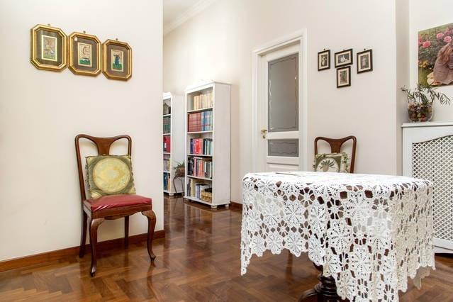 Terrazza Duomo Bed & Breakfast Наполи Екстериор снимка
