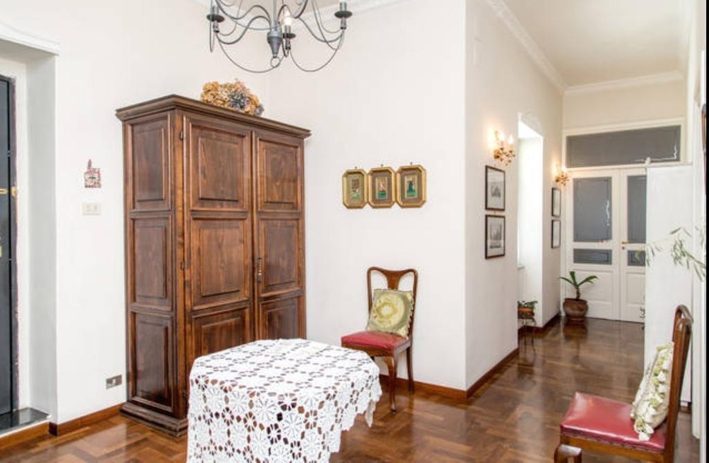 Terrazza Duomo Bed & Breakfast Наполи Екстериор снимка