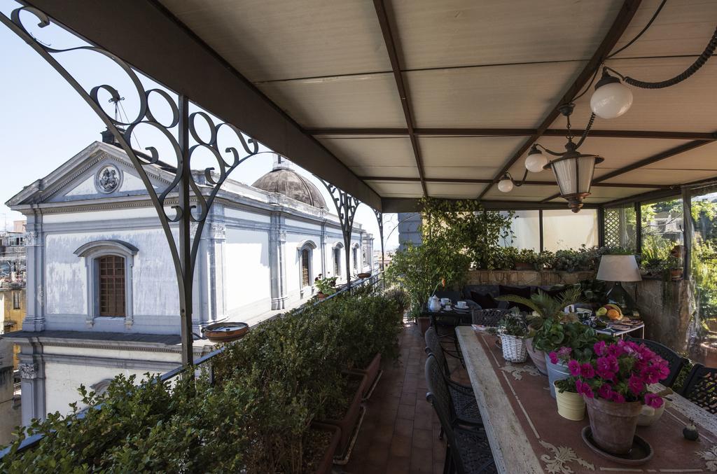 Terrazza Duomo Bed & Breakfast Наполи Екстериор снимка